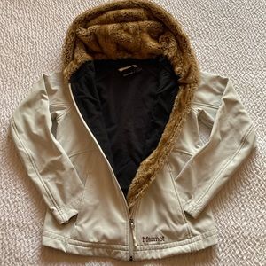 Faux fur hood Marmot jacket